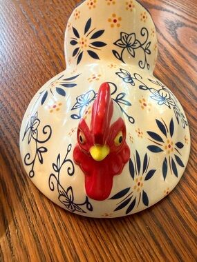Temptations Rooster Decor and Cookware! Super fun!